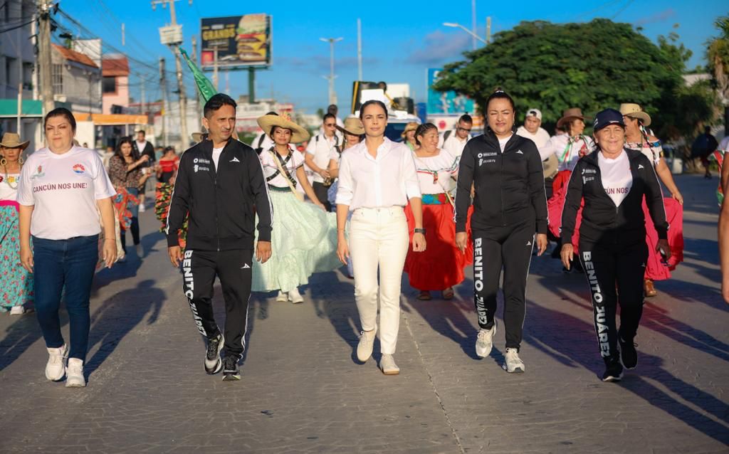 uploads/6/32/01 (589).Jpeg